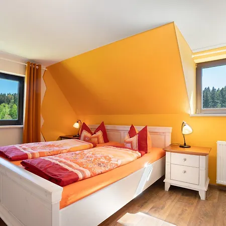 בית נופש Poehlbergblick Schindelba *