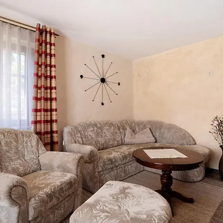 בית נופש Poehlbergblick Schindelba