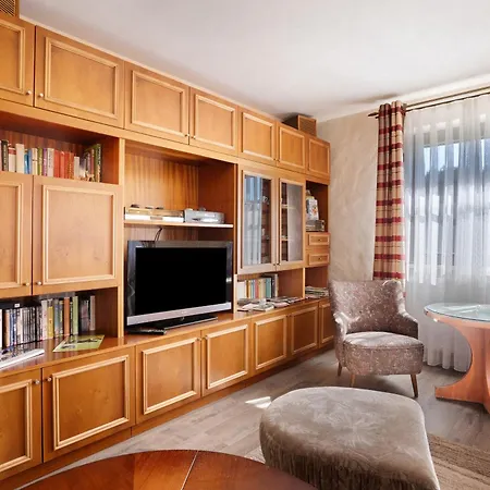 Poehlbergblick Schindelba בית נופש *